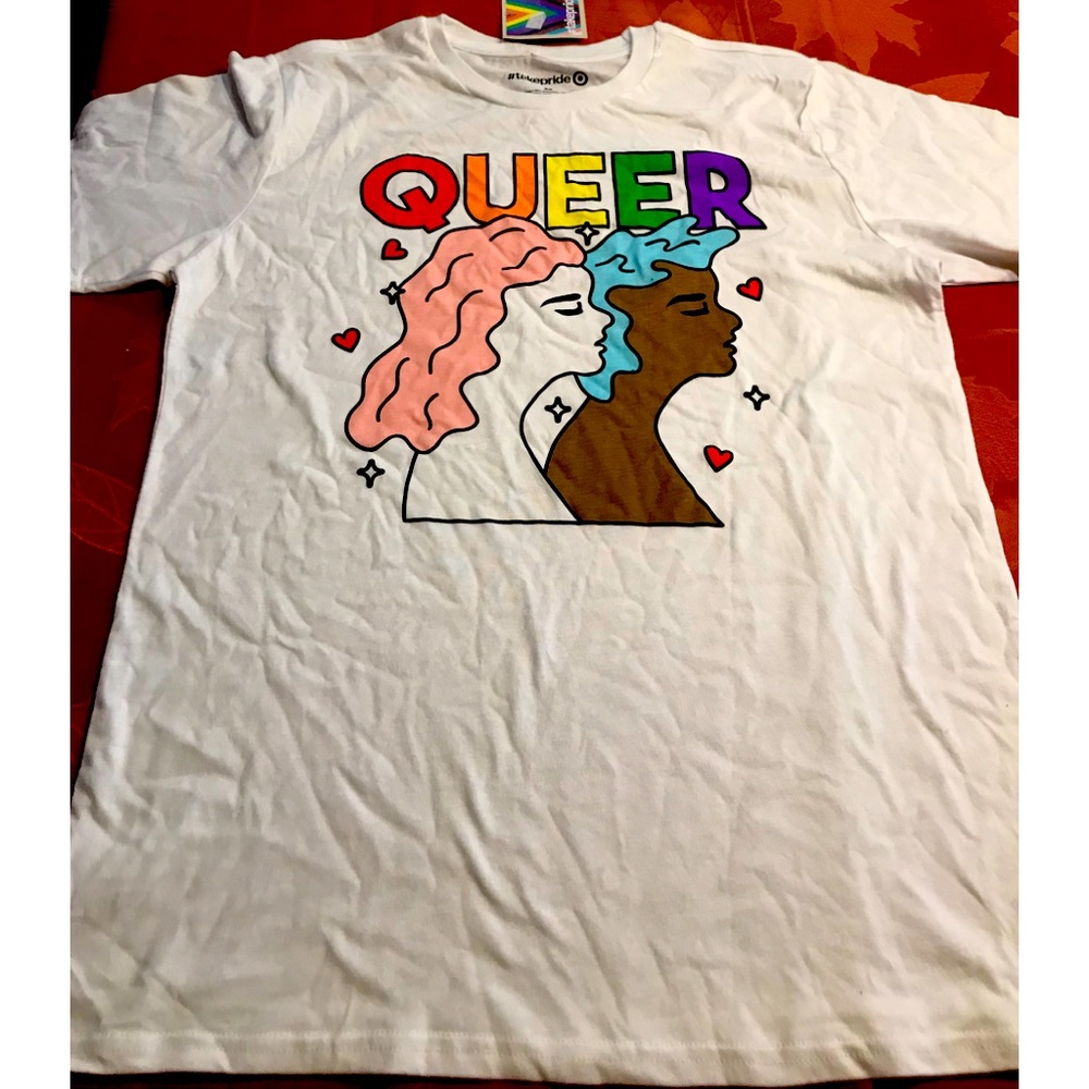 White Pride Adult Queer Short Sleeve T-Shirt NWT, size M.